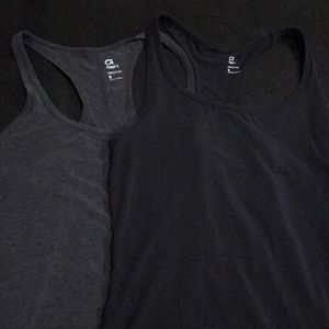 GapFit Breathe Workout Tank Bundle